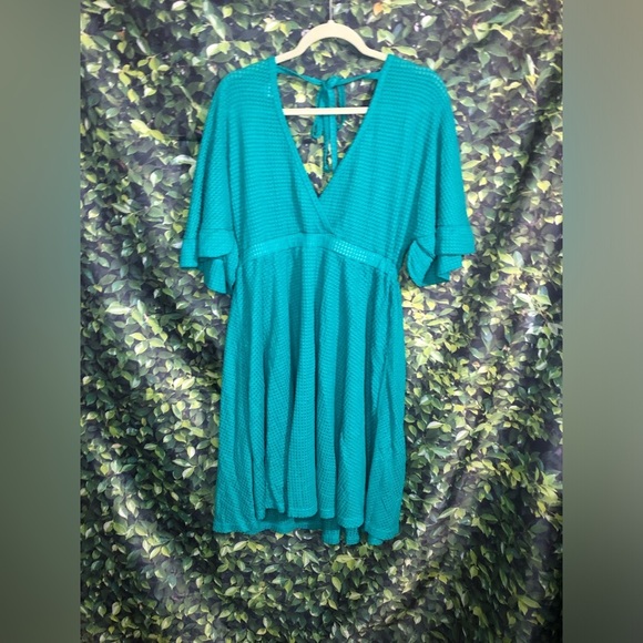 VENUS Teal Green V-Neck Waffle print Dress NWOT S Coverup - Picture 12 of 16